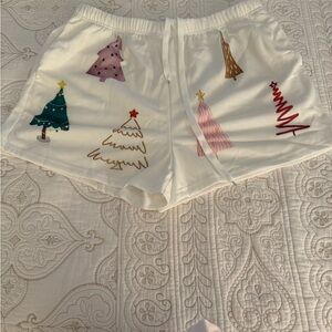 Festive Tree Print Women's shorts for lounging NWT